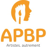 SOC EDIT ARTISTES PEIGNANT BOUCHE PIED